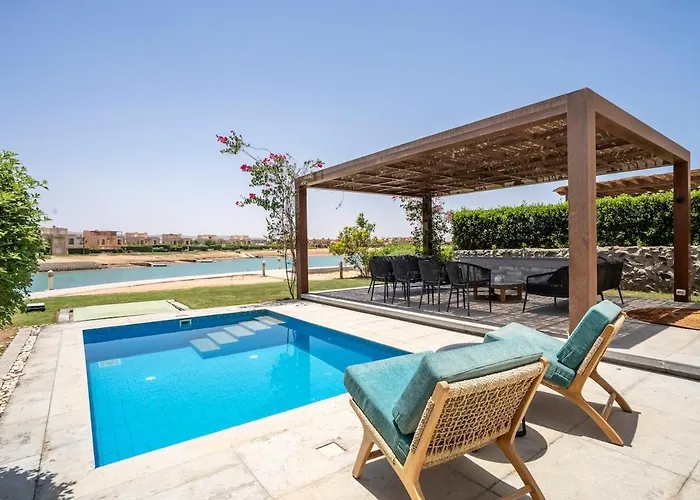 Tatil Evi Sabina 3br, Private Plunge Pool, Lagoon & Sunset