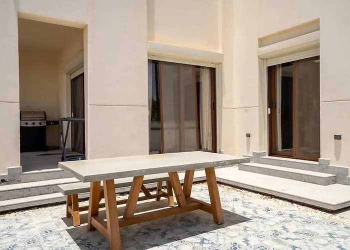 Tatil Evi Sabina 3br, Private Plunge Pool, Lagoon & Sunset Hurgada