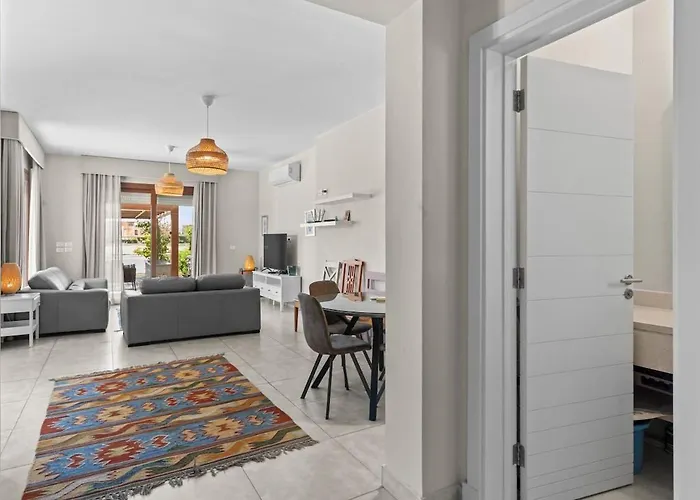 Sabina 3br, Private Plunge Pool, Lagoon & Sunset *